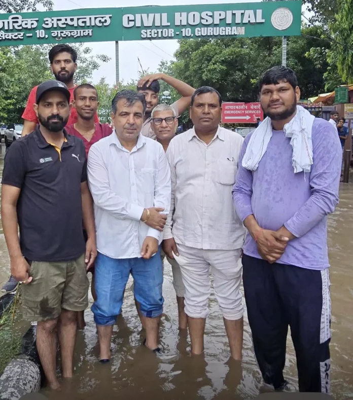 Water in hospitals, water in homes, water on roads, where should people go Pankaj Dawar