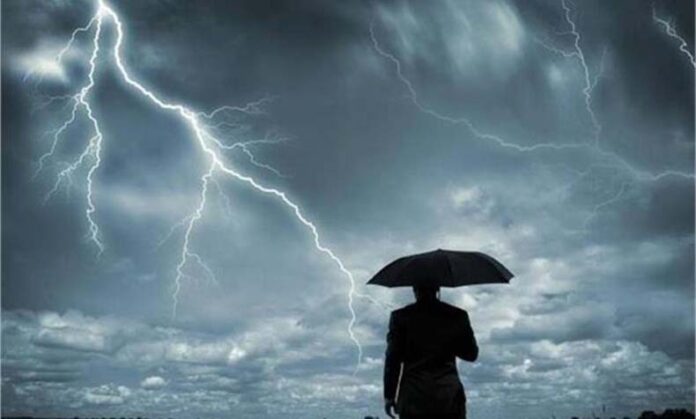 Haryana Weather Update: हरियाणा में आज और कल मौसम रहेगा खराब, आज 12 जिलों में बारिश का येलो अलर्ट