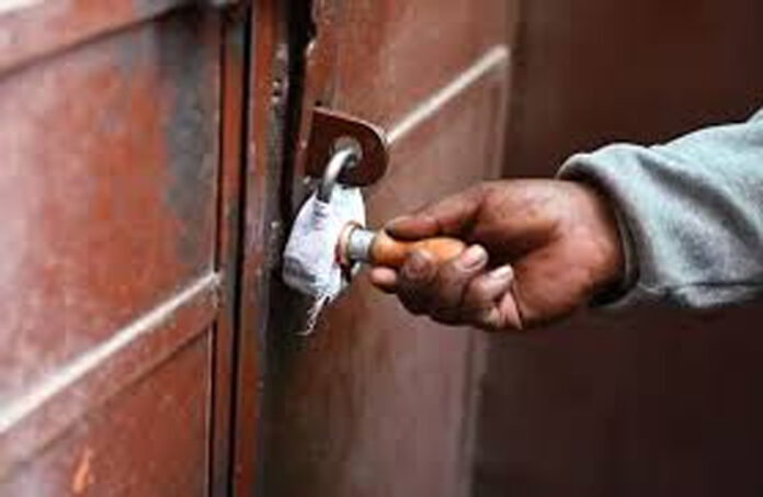 Sonipat News: सोनीपत में 10वीं पास चला रहा था डेंटल क्लिनिक, दवाइयां और उपकरण जब्त, क्लिनिक सील
