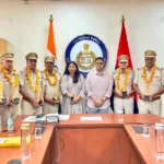 Faridabad News : फरीदाबाद पुलिस के 8 पुलिसकर्मी हुए सेवानिवृत, पुलिस आयुक्त कार्यालय में विदाई समारोह का किया गया आयोजन