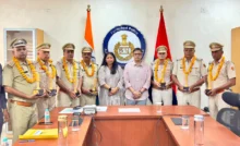 Faridabad News : फरीदाबाद पुलिस के 8 पुलिसकर्मी हुए सेवानिवृत, पुलिस आयुक्त कार्यालय में विदाई समारोह का किया गया आयोजन