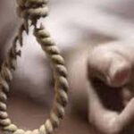 Fatehabad News: फतेहाबाद में महिला ने रेलवे ओवरब्रिज की सीढ़ी पर लगाया फंदा, मौत