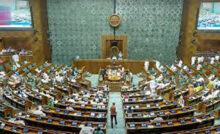 Parliament Monsoon Session : विपक्ष के हंगामे से लोकसभा की कार्यवाही बाधित