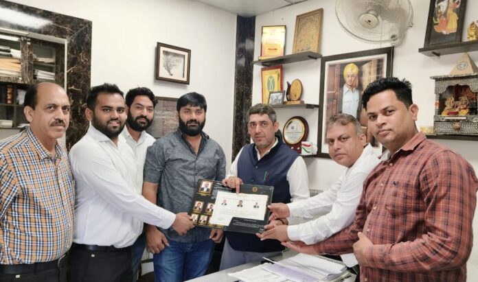 Mahendragarh News : एडवोकेट पूर्व चौहान बने डिसिप्लिन एंड विजिलेंस कमेटी बार काउंसिल पंजाब, हरियाणा एंड चंडीगढ़ के सदस्य