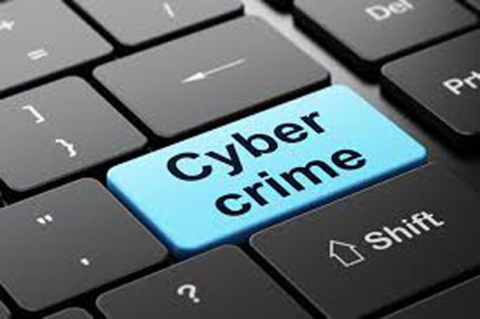 Chandigarh Crime News : चंडीगढ़ पुलिस ने पकड़े अंतरराष्ट्रीय साइबर ठग गिरोह के सदस्य
