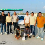 Drug smugglers Update : 942 ग्राम चरस समेत कार सवार दो काबू, गाड़ी के इजंन छुपा कर लाई जा रही थी चरस
