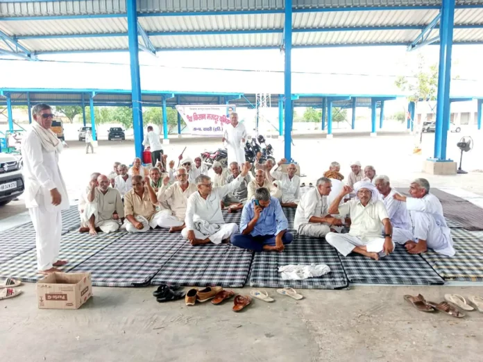 Farmers will protest today demanding compensation
