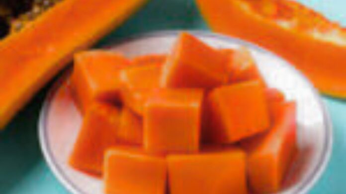 papaya eating side effects