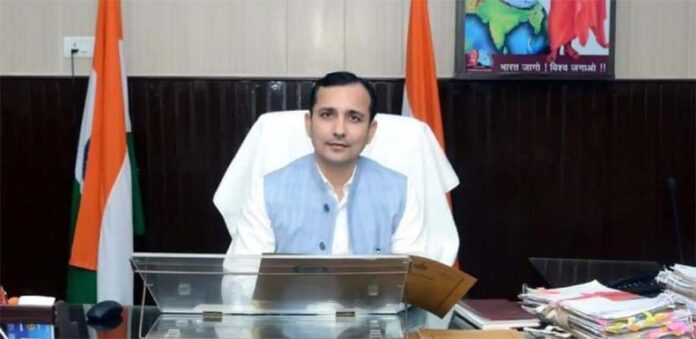 Haryana CET: हरियाणा सीईटी एग्जाम को लेकर सोशल मीडिया पर चल रही खबरें पूरी तरह गलत और भ्रामक: हिम्मत सिंह Haryana CET: हरियाणा सीईटी एग्जाम को लेकर सोशल मीडिया पर चल रही खबरें पूरी तरह गलत और भ्रामक: हिम्मत सिंह