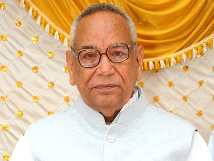 Hisar News: हिसार में पूर्व कांग्रेस विधायक इंद्र सिंह नैन का 92 साल की उम्र में निधन, पैतृक गांव हसनगढ़ हुआ अंतिम संस्कार Hisar News: हिसार में पूर्व कांग्रेस विधायक इंद्र सिंह नैन का 92 साल की उम्र में निधन, पैतृक गांव हसनगढ़ हुआ अंतिम संस्कार