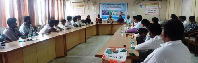 Information on employment-oriented works was given to the members of PACS in the workshop Bhiwani News : कार्यशाला में पैक्स के सदस्यों को दी रोजगारपरक कार्यों की जानकारी