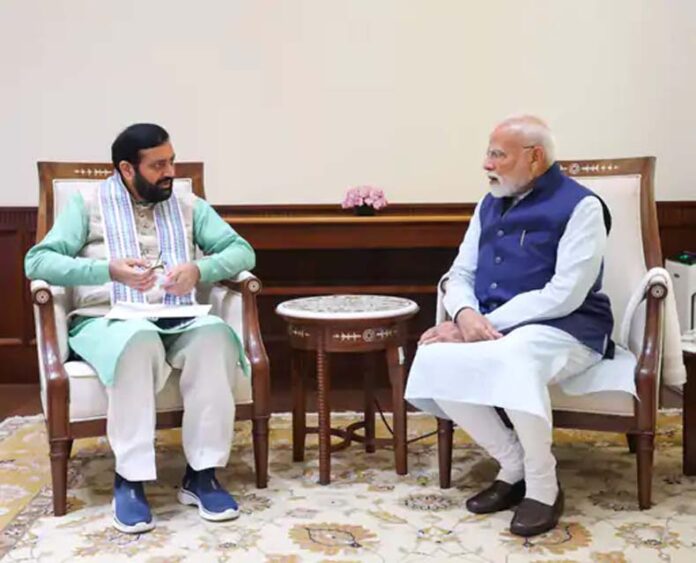 Haryana News: दिल्ली में पीएम मोदी और जेपी नड्डा से मिले हरियाणा के सीएम नायब सैनी