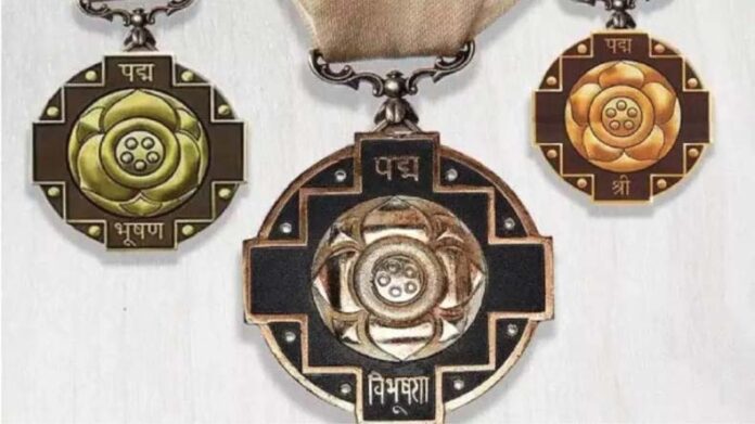 पद्म अवॉर्ड के लिए मांगे आवेदन