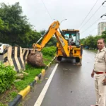 Police closed 6 illegal cuts with cemented dividers, traffic system will improve
