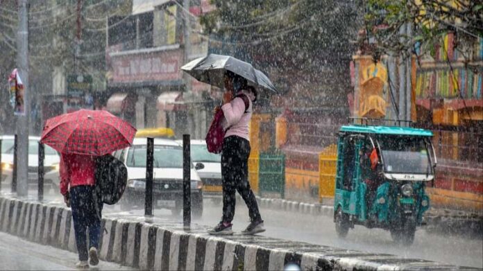 Haryana Weather Update: हरियाणा के 6 जिलों में हो रही बारिश