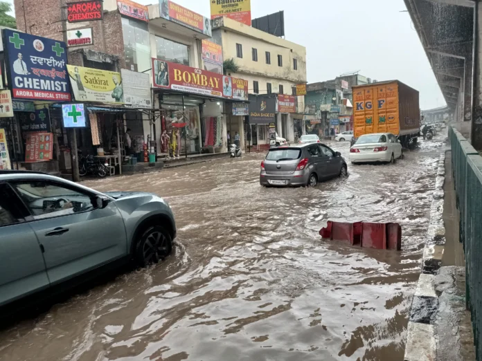 Rain brings relief from heat, but Zirakpur is hit by waterlogging