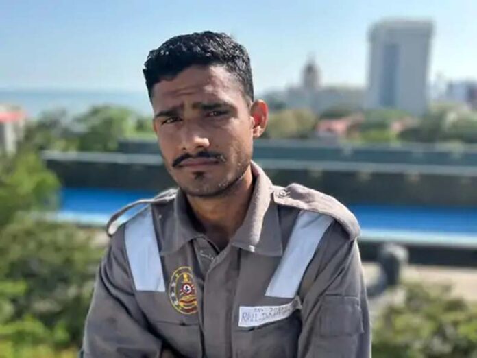 Mahendergarh News: महेंद्रगढ़ में बाइक सवार नेवी के जवान को ट्रक ने मारी टक्कर, मौत, 3 महीने पहले हुई थी शादी Mahendergarh News: महेंद्रगढ़ में बाइक सवार नेवी के जवान को ट्रक ने मारी टक्कर, मौत, 3 महीने पहले हुई थी शादी