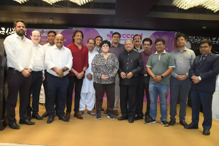 Organ Donation Day : अंगदान दिवस जागरूकता कार्यक्रम में सुरेंद्र शर्मा की प्रेरणात्मक कविताओं और चुटकुलों ने बांधा समां