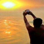 Lord Surya Puja: बारिश के मौसम में जब न दिखाई दें सूर्यदेव तो कैसे करें पूजा, जानें विधि