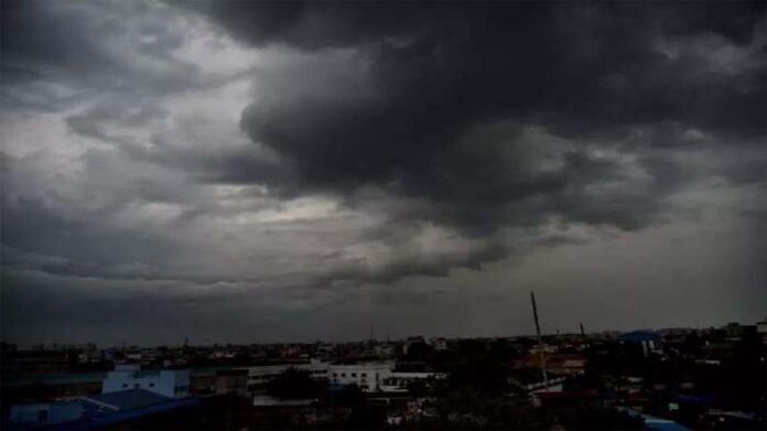 Haryana Weather Update: हरियाणा में 4 दिन तक बारिश के आसार, आज 9 जिलों में यलो अलर्ट