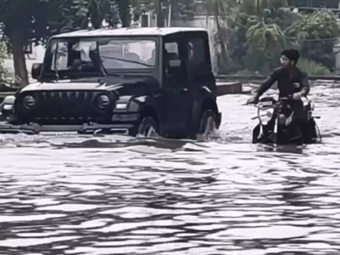 Yamunanagar News: यमुनानगर में बारिश से सड़कों पर डेढ़ से 2 फीट भरा पानी