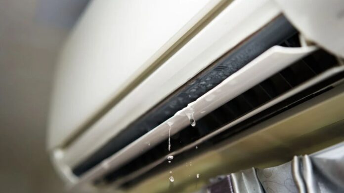 AC Water Leakage: AC लीक हो रहा है? जानें ये आसान जुगाड़, चुटकियों में होगा ठीक