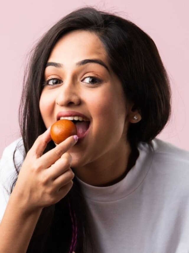 Health Tips: मीठा खाने का सही समय! गलत वक्त पर मीठा खाएंगे तो हो सकता है नुकसान