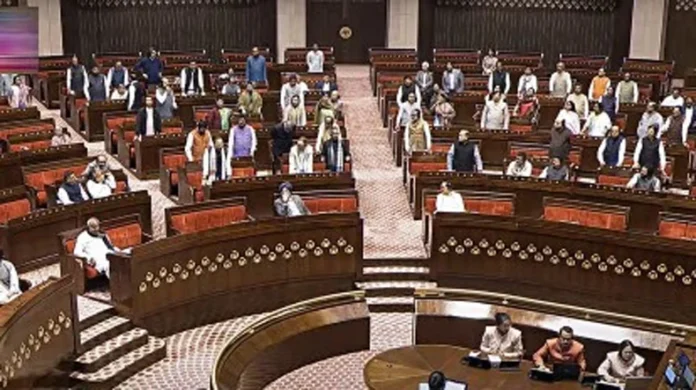 Parliament Today Update: भारी हंगामे के बीच दो विधेयक पास, लोकसभा-राज्यसभा की कार्यवाही कल तक स्थगित Parliament Today Update