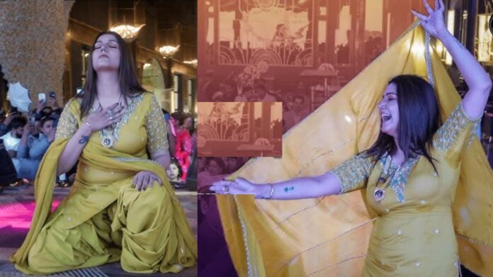 Sapna Choudhary Dance: हरियाणवी डांसिंग क्वीन सपना चौधरी ने स्टेज पर लगाई आग, फैंस की तालियां रहीं बजती