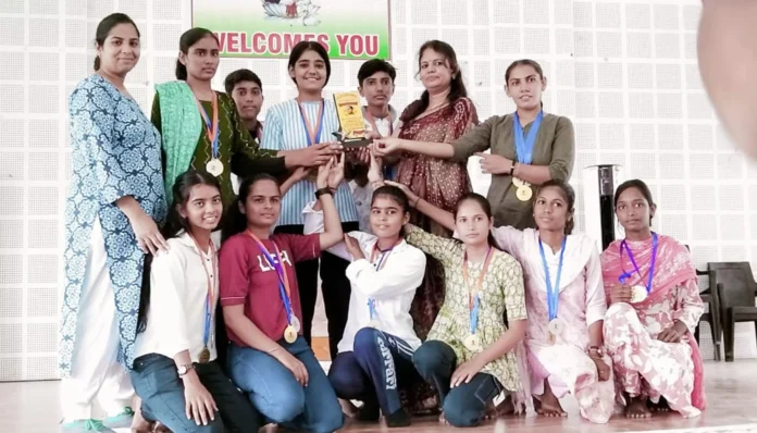 Bhiwani News : तीन दिवसीस खेल उत्सव का समापन, विजेता खिलाड़ियों को किया गया सम्मनित