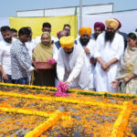 Punjab Breaking News : हमें शहीदों को हमेशा याद रखना चाहिए : मान