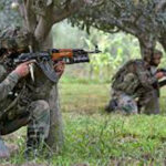 Jammu-Kashmir Encounter : सुरक्षा बलों व आतंकवादियों में मुठभेड़, अधिकारी सहित तीन जवान घायल