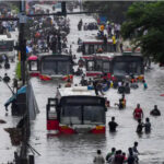 Mumbai Weather Update : मुंबई में बारिश से भारी जलभराव, जनजीवन अस्त-व्यस्त