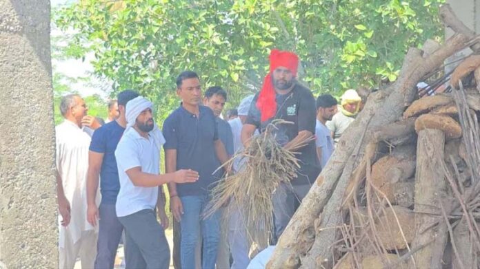 Bajrang Punia Father Funeral: हरियाणा के ओलिंपियन पहलवान बजरंग पूनिया के पिता पंचतत्व में विलीन
