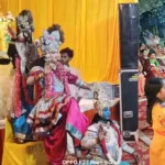 Devotional songs in praise of Goddess Bhagwati echoed throughout the AVL36 society, and magnificent tableaux were also displayed.