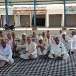 Farmers' protest continues demanding their pending compensation
