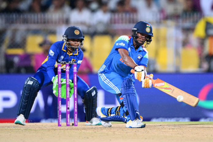 Womens ODI World Cup 2025 : भारत ने श्रीलंका को दिया 270 का लक्ष्य