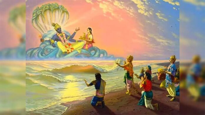 Indira Ekadashi: पितृ दोष से मुक्ति पाने के लिए इंदिरा एकादशी पर तर्पण के समय करें इस खास स्तोत्र का पाठ
