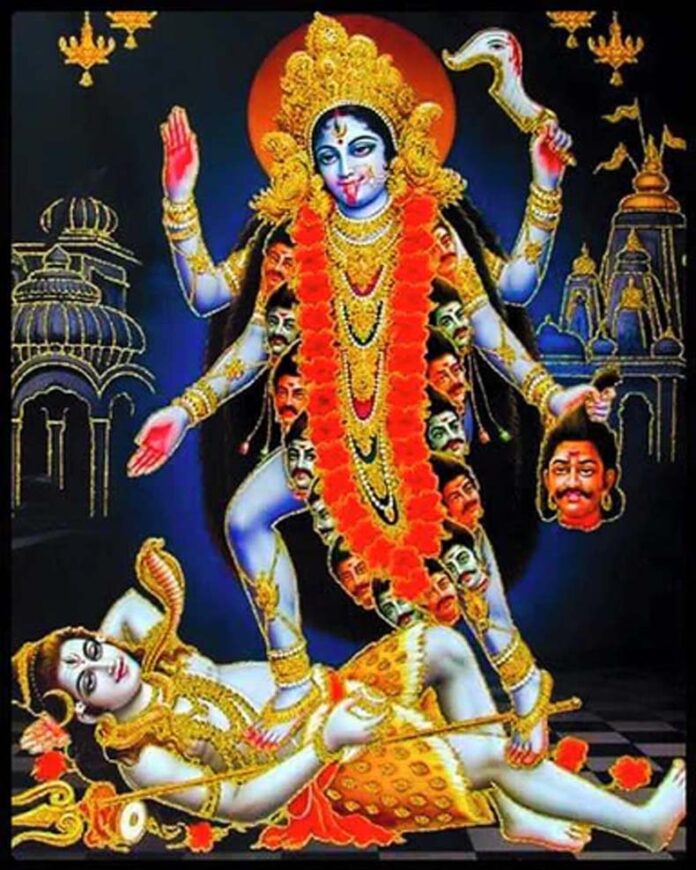 Kali Chalisa: मां काली की पूजा के समय करें इस चालीसा का पाठ