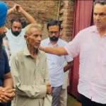 Kutcha houses leaking in the rain, poor families suffering due to the administration's pathy