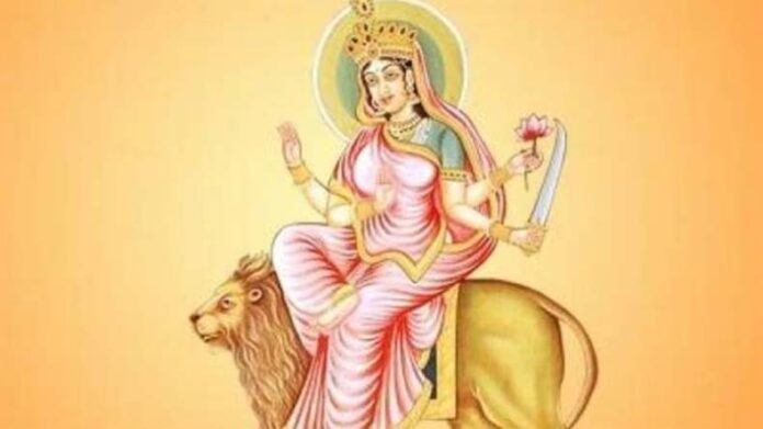 Maa Katyayani Puja: आज शारदीय नवरात्र के छठे दिन इस शुभ मुहूर्त में करें मां कात्यायनी की पूजा