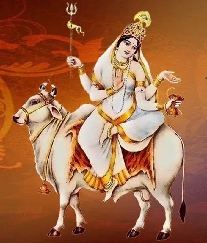 Maa Mahagauri: नवरात्र के 8वें दिन करें मां महागौरी की पूजा