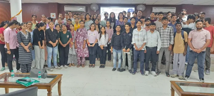 Faridabad News : नव स्वयंसेवकों ने उत्साह और सेवा भाव से एनएसएस परिवार में दर्ज की भागीदारी