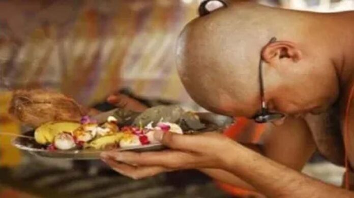 Pitru Paksha Niyam: पितृ पक्ष में क्या करें और क्या नहीं? जानिए नियम