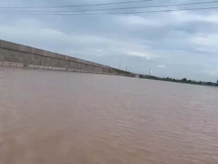 Haryana Weather Update: हरियाणा के 6 जिलों में बारिश का येलो अलर्ट