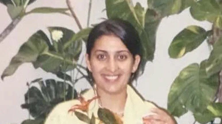 Smriti Irani Daughter Zoish: वायरल हुईं Smriti Irani की बेटी जोइश की अनदेखी तस्वीरें