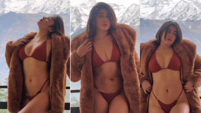 Sofia Ansari Bold Bikini: बिकिनी में कहर ढा रही सोफिया अंसारी, हॉटनेस से बढ़ाया इंटरनेट का पारा