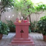 Sarva Pitru Amavasya Upaay: पितरों की कृपा प्राप्ति के लिए सर्वपितृ अमावस्या पर करें ये उपाय