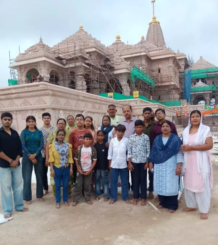 Faridabad News : थैलीसीमिया बच्चों ने दो दिवसीय यात्रा पर अयोध्या में श्रीराम से की रू-बरू हो बातचीत