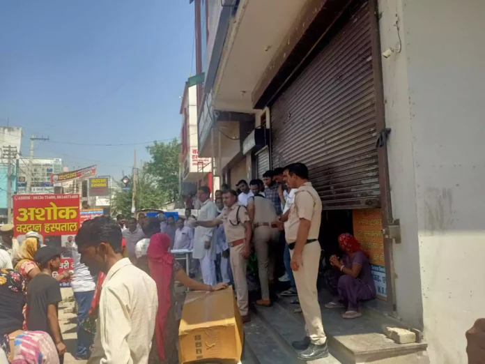 Jind News : सफीदों में जच्चा व बच्चा की मौत पर परिजनों ने काटा बवाल